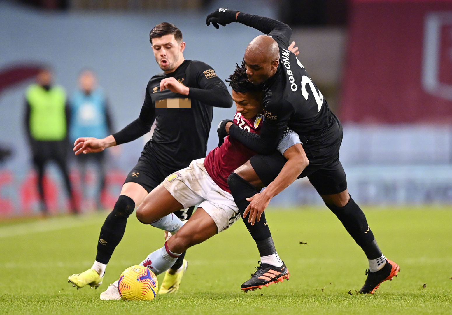 在下文中 在下文中